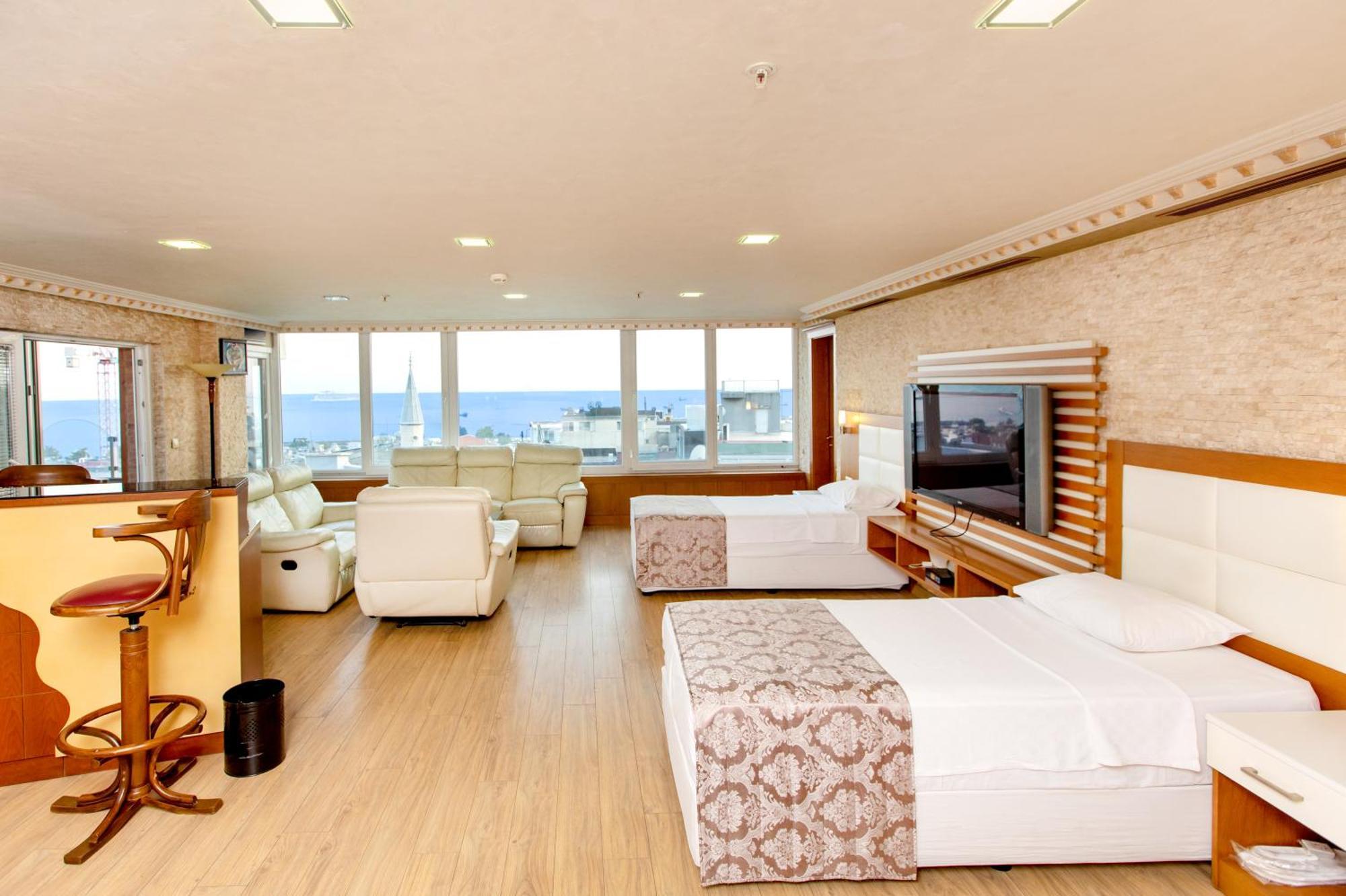Baron & Otel 4*
