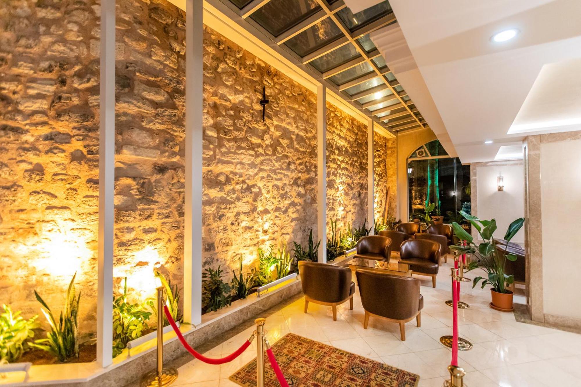 Otel Baron &