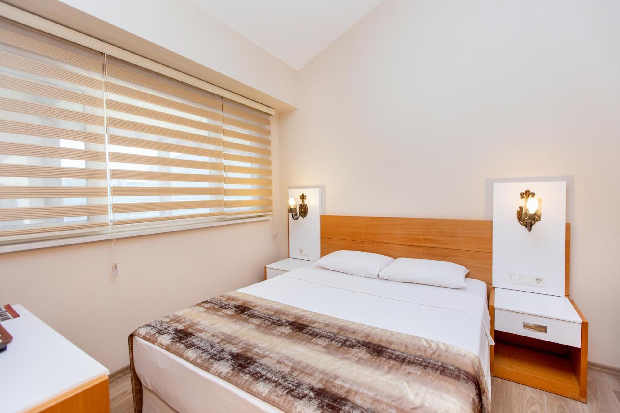 Otel Baron &
